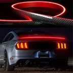 Fibra de carbono com LED instalada no aerofólio, estilo e destaque na traseira do carro