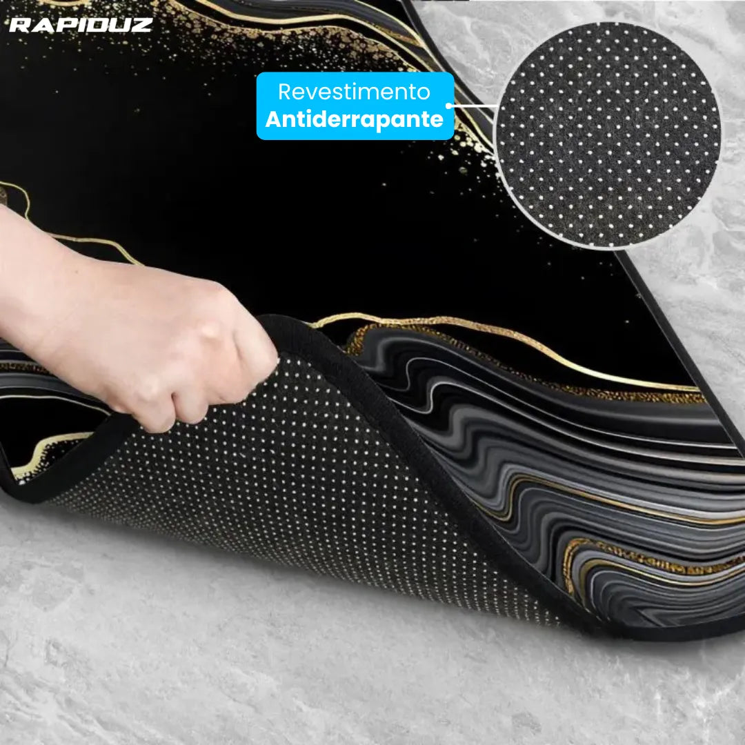 Tapete automotivo Ultra Realista com revestimento antiderrapante para maior segurança