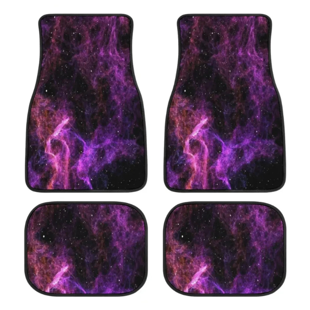 Visual galáctico em 4 tapetes automotivos, perfeitos pra destacar o interior do carro