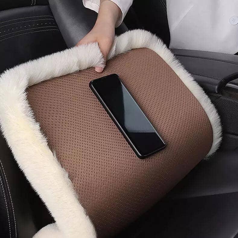 Almofada para banco do carro com suporte discreto para prender celular por baixo